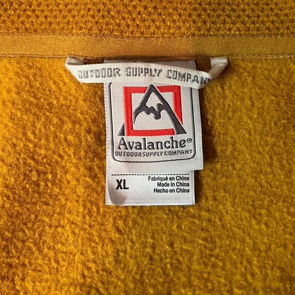 Pullover 1/2 Zip Sweater - Picture 2 of 4